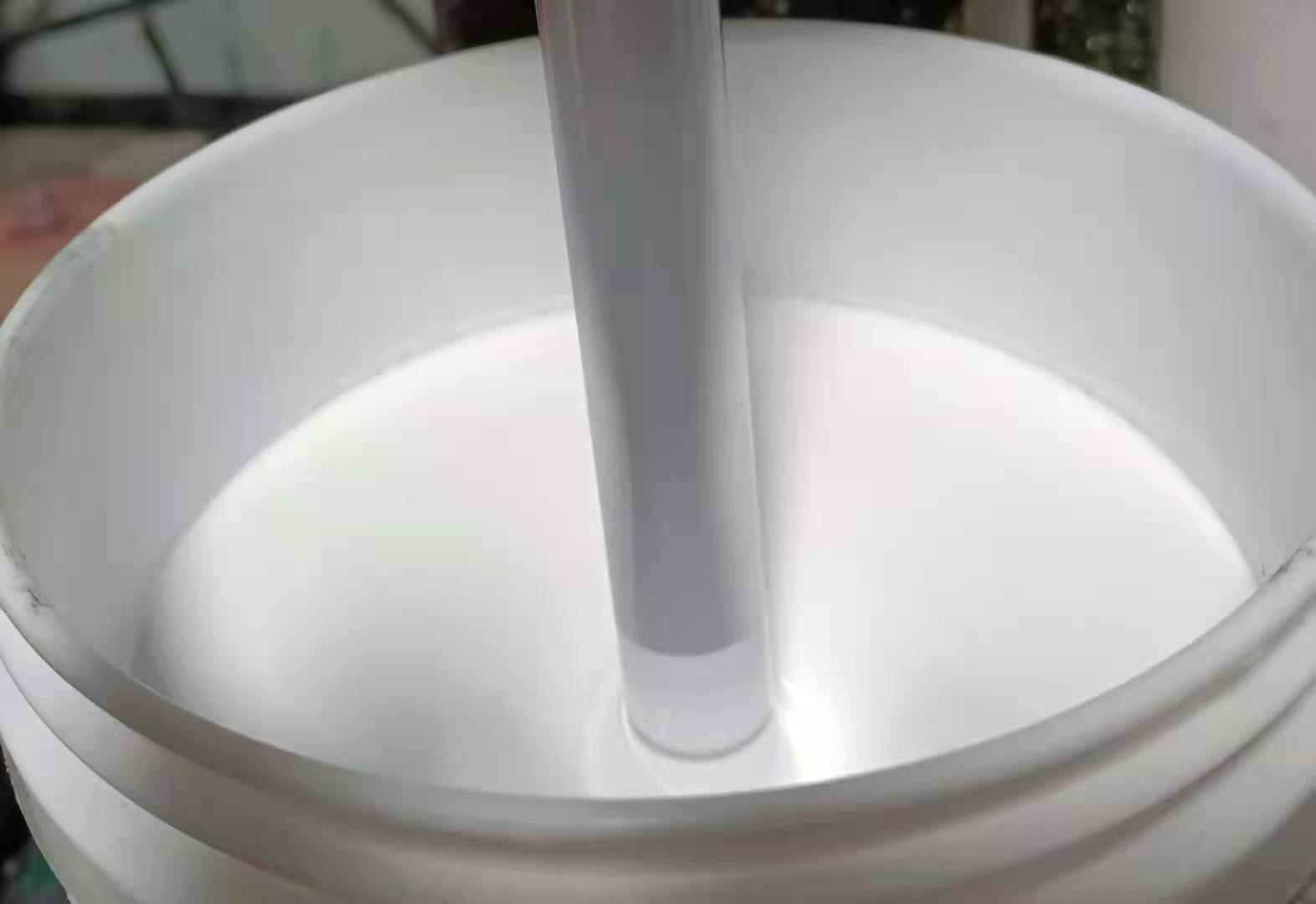 各色丙烯酸聚氨酯面漆